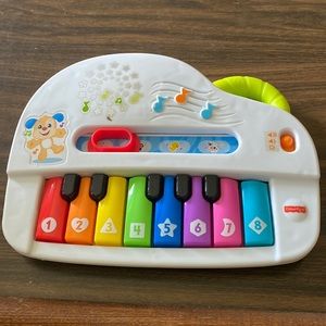 Fisher-Price Laugh & Learn Silly Sounds Light-up Piano, Multicolored, Small